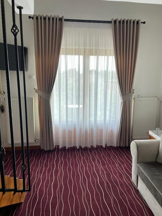 Boutique Damiani Hotel Sibiu Bagian luar foto