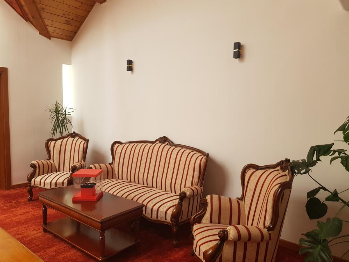 Boutique Damiani Hotel Sibiu Bagian luar foto