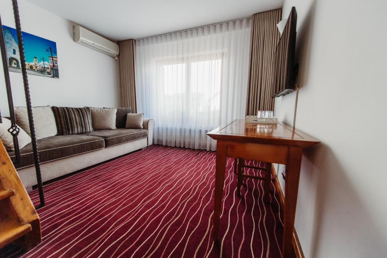 Boutique Damiani Hotel Sibiu Bagian luar foto