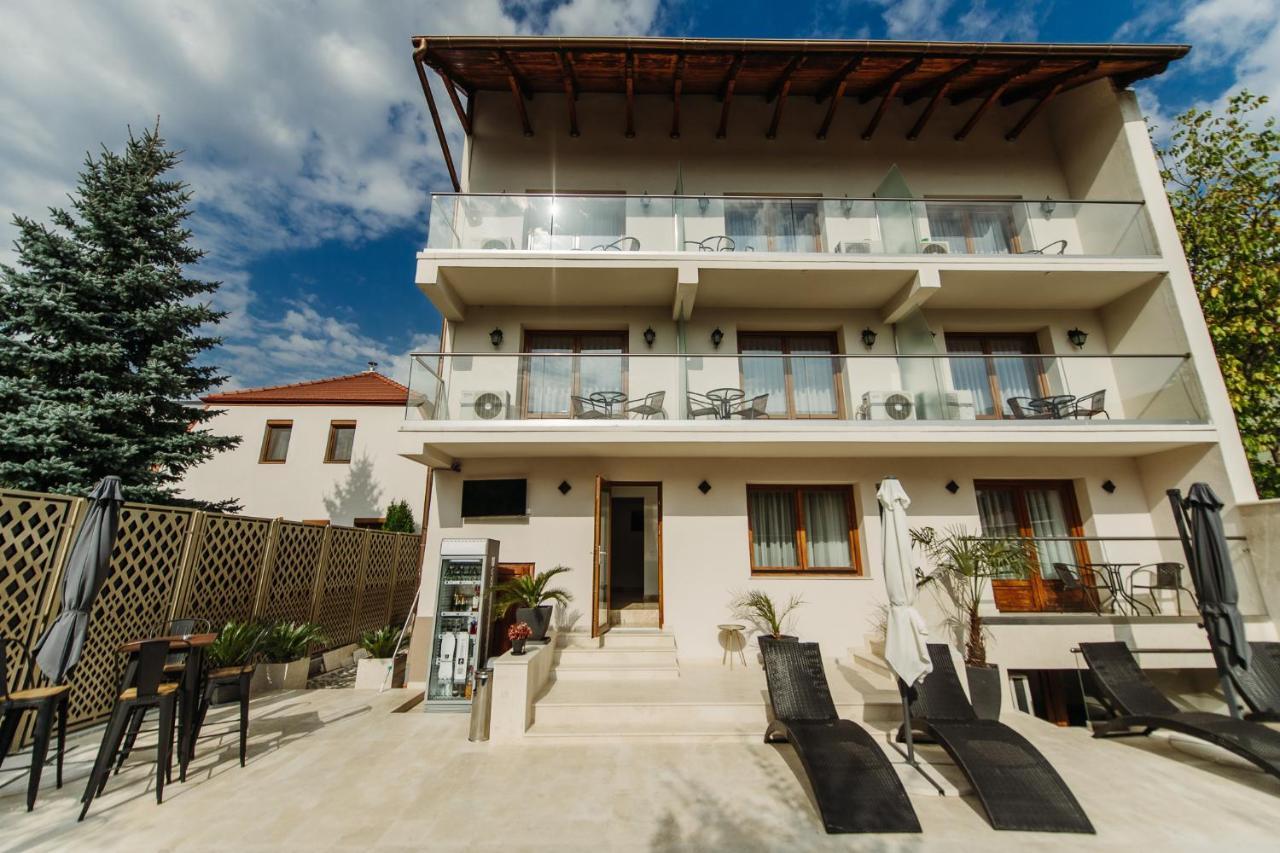 Boutique Damiani Hotel Sibiu Bagian luar foto