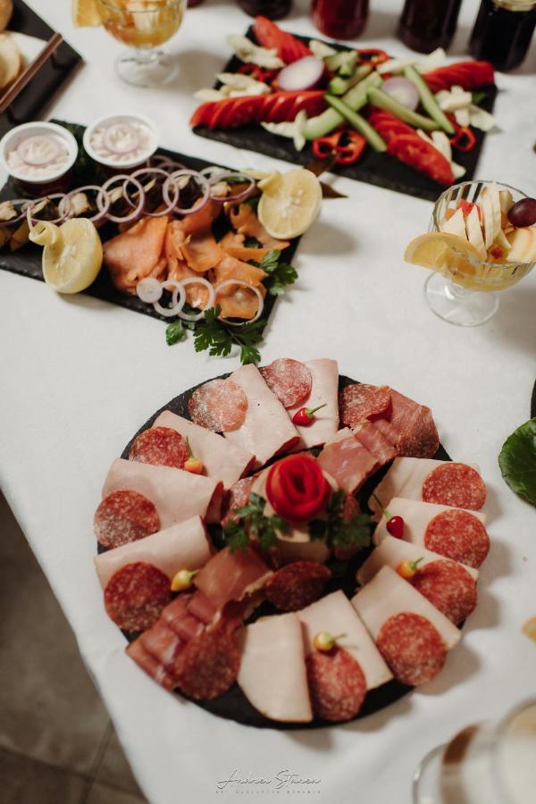 Boutique Damiani Hotel Sibiu Bagian luar foto