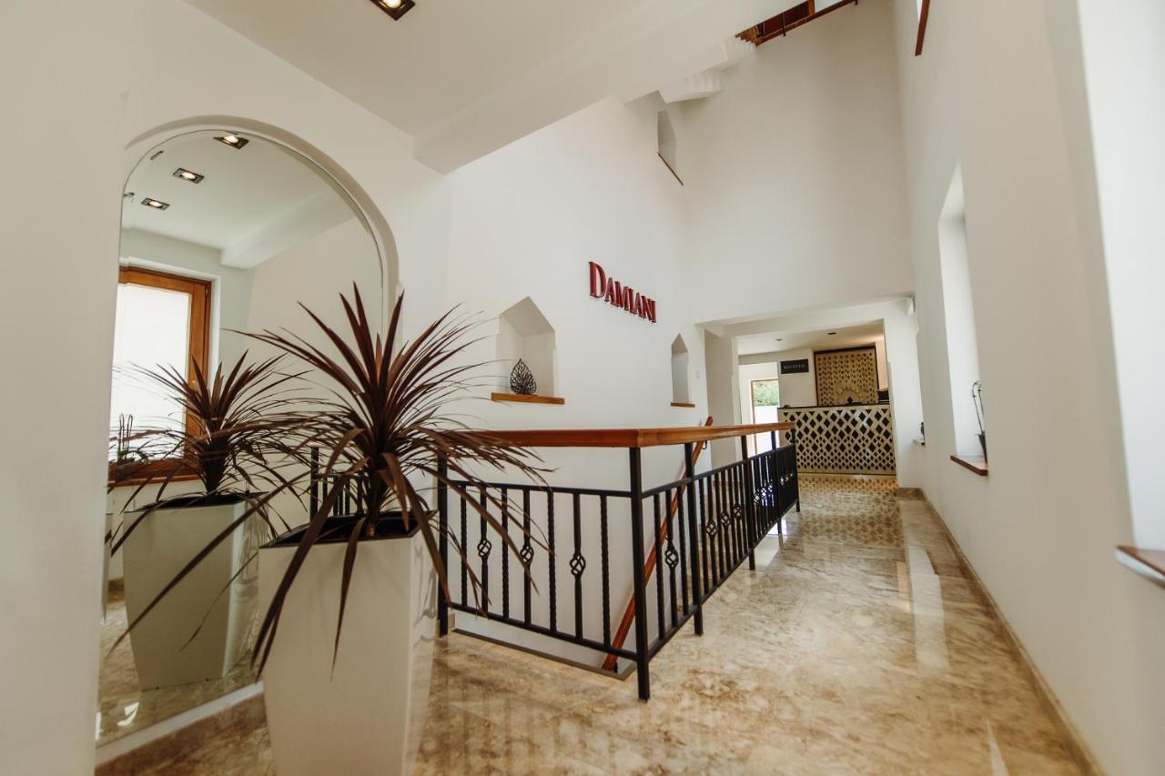 Boutique Damiani Hotel Sibiu Bagian luar foto