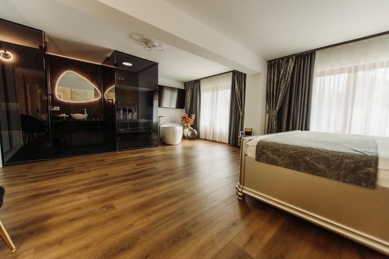 Boutique Damiani Hotel Sibiu Bagian luar foto