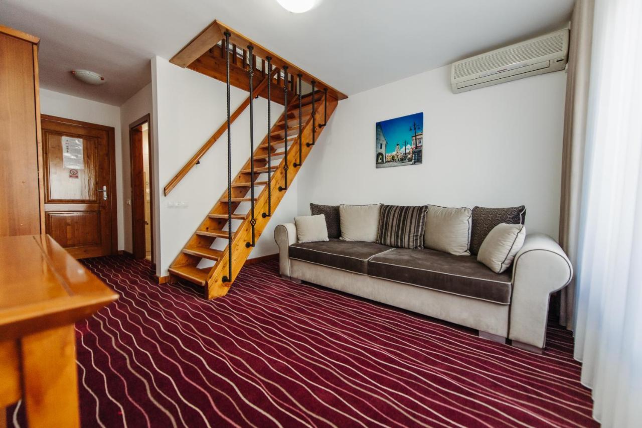 Boutique Damiani Hotel Sibiu Bagian luar foto