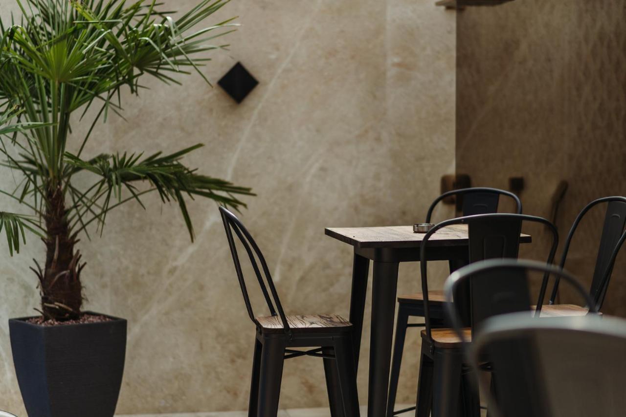 Boutique Damiani Hotel Sibiu Bagian luar foto