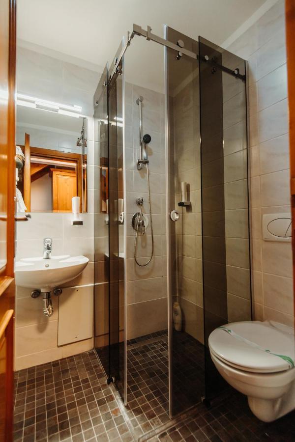 Boutique Damiani Hotel Sibiu Bagian luar foto