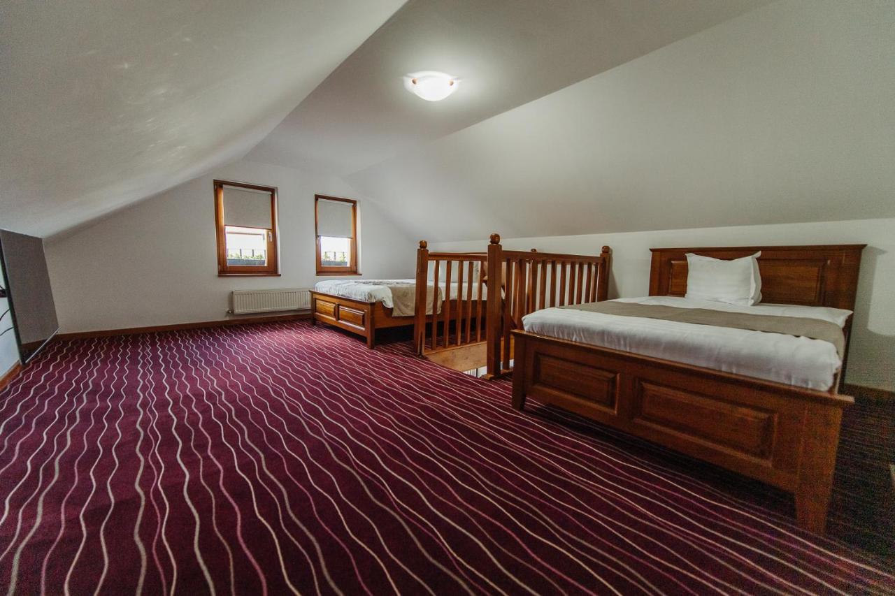 Boutique Damiani Hotel Sibiu Bagian luar foto